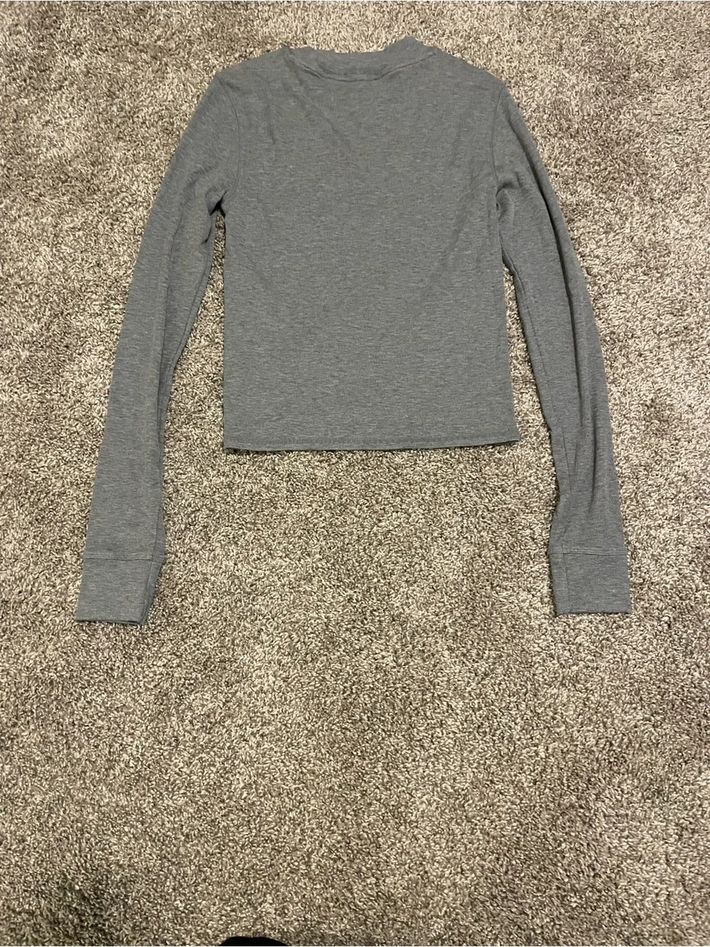 Vuori Heather Gray Ribbed Long Sleeve Tee - Picture 3 of 3